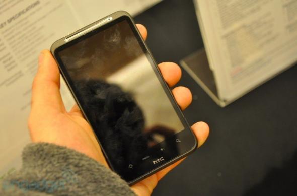 HTC Inspire 4G, un HTC Desire HD american?: htc_inspire_4g_06.jpg