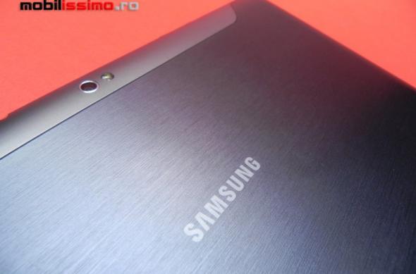 Review Samsung Galaxy Tab 10.1 - cea mai controversată tabletă a anului impresionează prin design, nu și prin software (Video): samsung_galaxy_tab_10_1_review_mobilissimo_17.jpg
