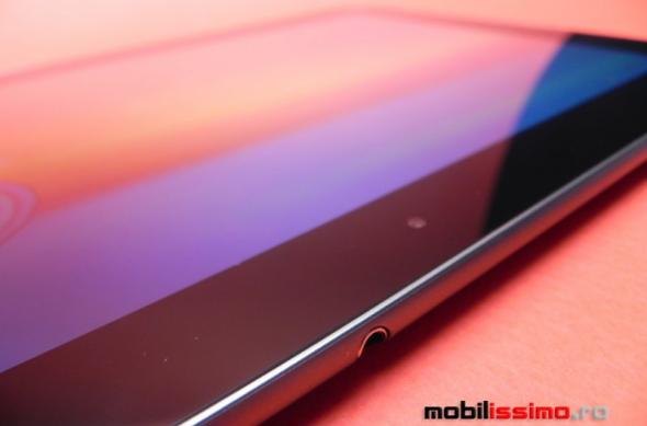 Review Samsung Galaxy Tab 10.1 - cea mai controversată tabletă a anului impresionează prin design, nu și prin software (Video): samsung_galaxy_tab_10_1_review_mobilissimo_07.jpg