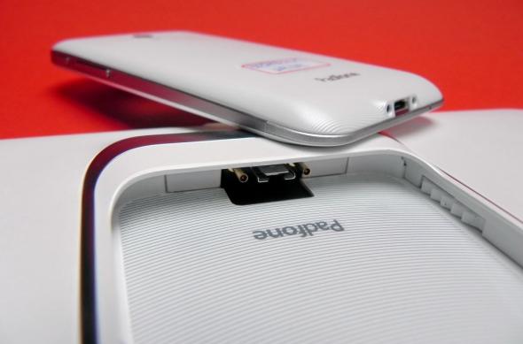 Review ASUS PadFone 2: hibridul ideal, evoluție majoră a primului PadFone (Video): review_asus_padfone_2_mobilissimo_ro_09jpg.jpg
