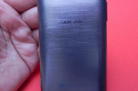 Review Samsung Ativ S: primul model Windows Phone 8 aduce un design foarte bun, dar și mici hibe (Video): 41_samsung_ativ_s_review_mobilissimo_ro.jpg