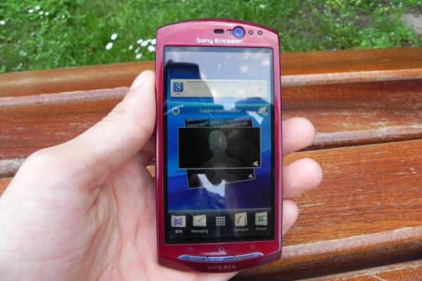 Sony Ericsson Xperia Neo - Fotografii Hands-On