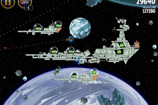 Angry Birds Star Wars Hoth Update review: prințesa Leia, roboți patrupezi și multă distracție! (Video)