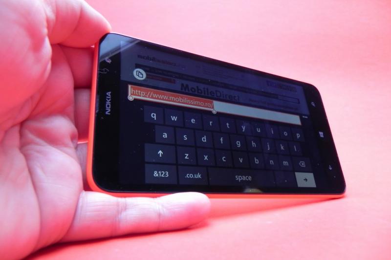 Nokia Lumia 1320 Review: terminal de gaming accesibil... dar fără jocuri; Ecran bun, acustică slabă și o giga baterie (Video): nokia_lumia_1320_review_mobilissimo_ro_05jpg.jpg