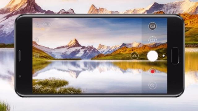 <b>Preț și disponibilitate ASUS ZenFone 4 Max Plus în România!</b>Recent v-am prezentat un articol din seria Preț și Disponibilitate pentru smartphone-ul ASUS ZenFone 4, iar acum este momentul să aflăm și la ce preț se vinde pe plan local modelul ZenFone 4 Max Plus. Acesta este un battery phone veritabil cu 