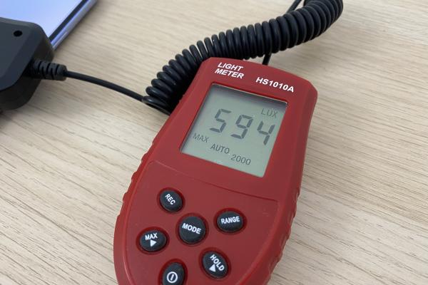 Luminozitate display vivo V21 5G