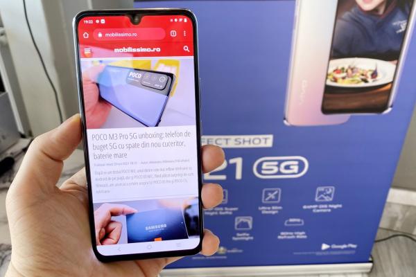 vivo V21 5G: Display luminos, satisfăcător la playback şi nu numai