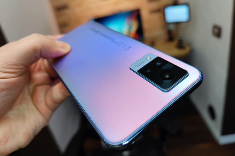 vivo V21 5G: vivo-V21-5G_052.jpg