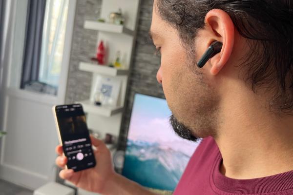 Huawei FreeBuds SE 4 ANC - Review: autonomie foarte mare, voci plăcute, ANC sub 300 lei!