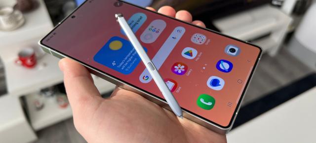 Așteptarea a luat sfârșit! One UI 8 (Android 16) ajunge oficial pe Galaxy S25, S25+, S25 Ultra în România!