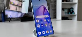 OPPO Reno 8 Pro: Display-ul te va imersa complet în jocuri şi video