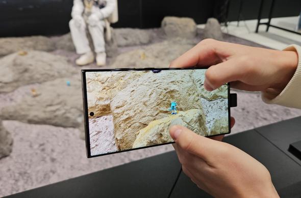 Standul celor de la Samsung - MWC 2023: 20230228_100519.jpg