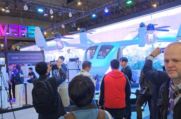 Tur stand SK Telecom MWC 2023: SK Telecom 6.jpg