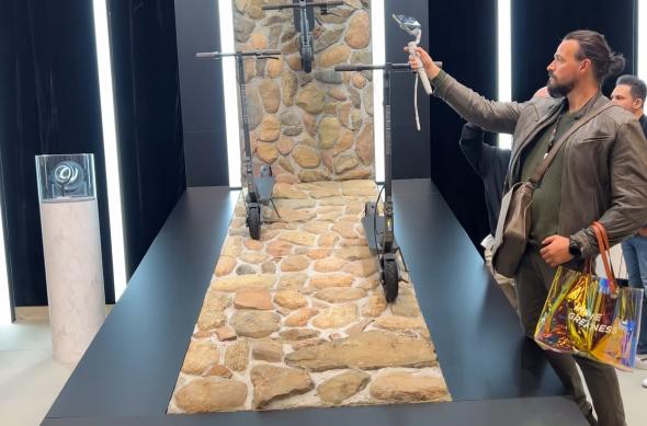 Xiaomi Electric Scooter 4 Ultra - Fotografii MWC 2023: Electric Scooter 4 Ultra007.jpg