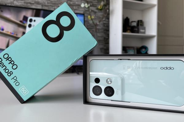 OPPO Reno8 Pro - Unboxing