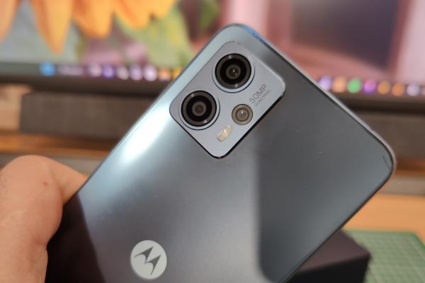 Motorola Moto G23: Cameră ce prestează pe măsura așteptărilor, cu setup clasic wide-ultrawide-macro