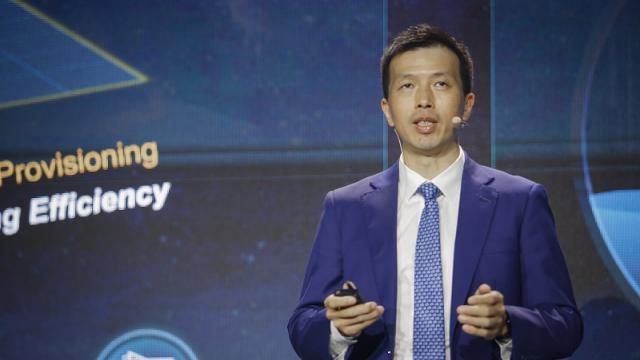<b>MWC 2023: Huawei prezintă soluţia Green 1-2-3: colaborare, echilibru între ecologie şi dezvoltare</b>Huawei s-a numărat printre companiile prezente la MWC 2023 şi a adus o "oază de tehnologie" în Barcelona. Printre evenimentele ţinut de companie s-a numărat cel găzduit de Pete Song, preşedinte al departamentului de strategie şi marketing 