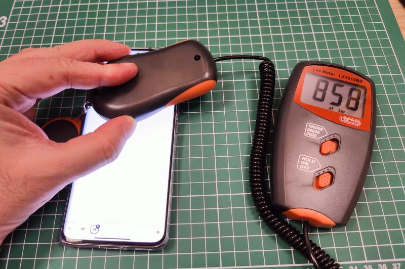 Luminozitate display Xiaomi 13 Pro și ecranul văzut la microscop: Xiaomi-13-Pro_070.jpg