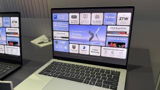 ASUS ExpertBook A7 a debutat: Laptop business cu talie de doar 10.3 mm, ecran OLED 3K și autonomie de până la 26 de ore