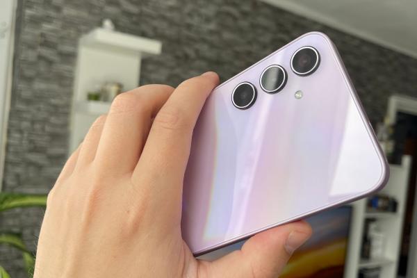 Samsung Galaxy A35 review detaliat în limba română (Evaluare Mobilissimo)