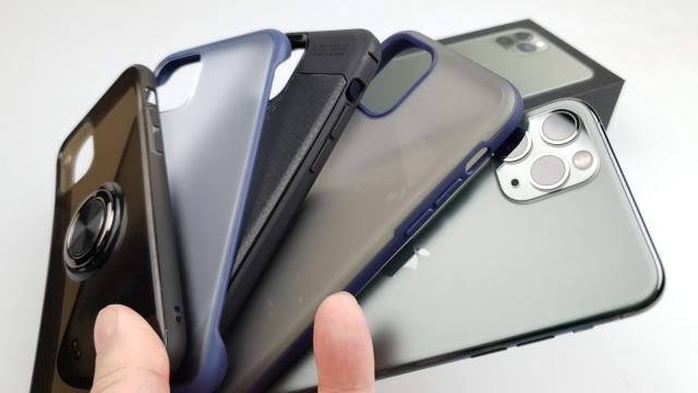 <b>Cum protejezi un iPhone 11 Pro de gremlini? Iată 5 huse Mobiledirect de la Cubz, Spigen, iPaky + Giveaway (Video)</b>După ce v-am prezentat huse şi carcase pentru iPhone 11 Pro Max şi iPhone 11, acum întregim tripleta cu accesorii pentru iPhone 11 Pro. Ele vin tot de la Mobiledirect.ro şi avem şi giveaway pentru voi