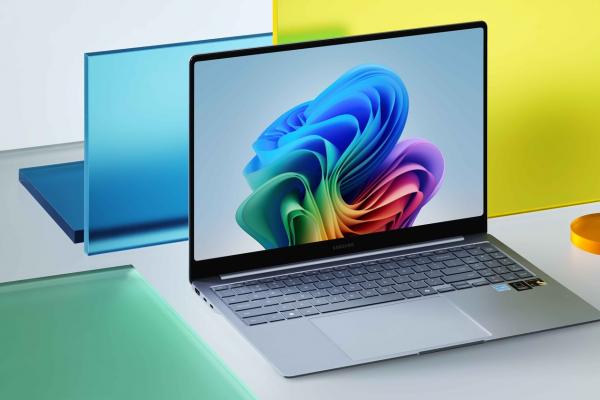 Samsung prezintă Galaxy Book4 Edge - Primul său laptop cu procesor Snapdragon X Elite, pregătit pentru AI cu Copilot+