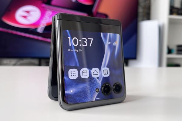 Cât va costa Motorola RAZR 50 la debut? Pare că va fi cel mai accesibil telefon pliabil cu clapetă din 2024