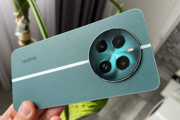 Realme 12+ Unboxing și Review: telefonul de buget cu look premium, cameră Sony LYT-600 și baterie bună pentru streaming