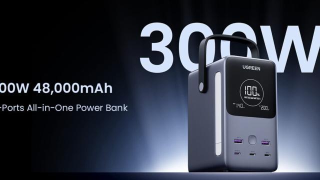 <b>UGREEN lansează bateria portabilă de 300W și 48000mAh; Livrare gratuită în România</b>UGREEN a lansat bateria portabilă de 300W și 48000mAh, echipată cu ecran digital inteligent, iluminare și mod SOS. Acest dispozitiv puternic este ideal pentru aventurieri, călători frecvenți și oricine are nevoie de o sursă de energie de încredere acasă. 
