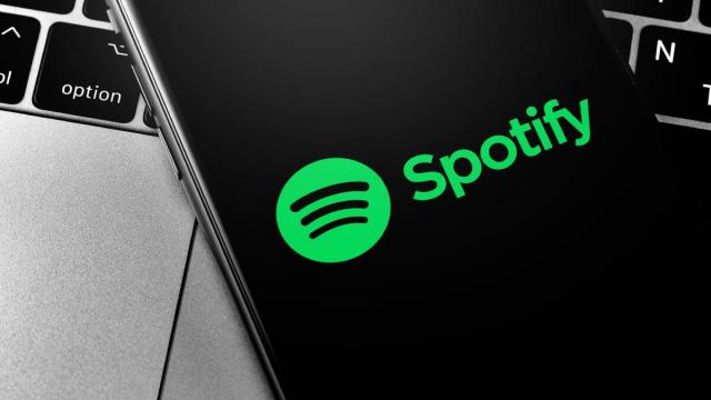 <b>Spotify anunță scumpiri pentru abonamentele sale în SUA, pentru a doua oară în decursul a 12 luni</b>Dacă privim spre serviciile de streaming, observăm o tendință globală de majorare a prețurilor abonamentelor. Tocmai am trecut printr-o serie de scumpiri, dar iată că Spotify anunță o nouă majorare în ceea ce privește prețurile abonamentelor sale