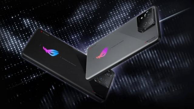 <b>ASUS ROG Phone 9 apare pentru prima dată pe web; Ce ştim despre telefonul de gaming?</b>ASUS a lansat seria ROG Phone 8 la început de an 2024 și chiar dacă pare cam devreme, au început să apară deja detaliile despre ROG Phone 9. El și-a făcut apariția pe web sub numele de cod "ASUSAI2501C"

