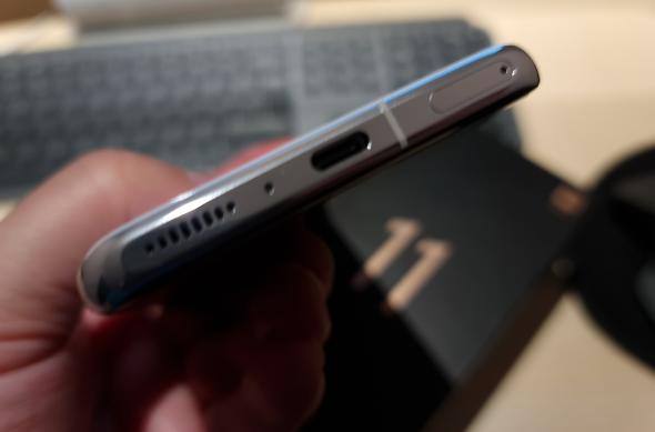 Putere volum - Xiaomi Mi 11 Ultra: Xiaomi-Mi-11-Ultra_028_resize.jpg