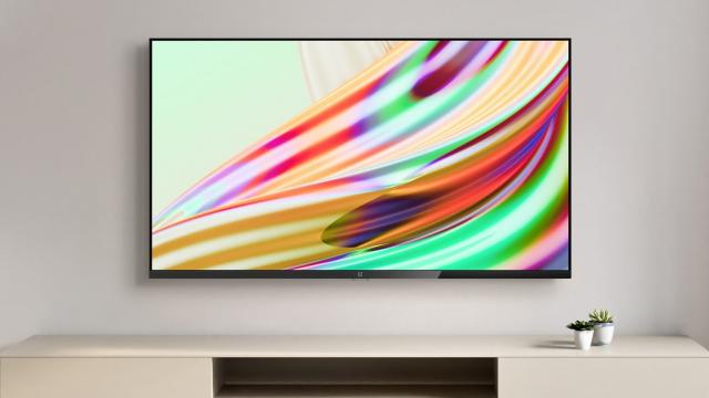 <b>OnePlus prezintă noi televizoare pe 24 mai; Seria OnePlus TV 40Y1 îşi dezvăluie specificaţiile de azi</b>OnePlus a intrat pe piaţa televizoarelor de ceva vreme, cam de 2 ani dacă îmi amintesc eu bine. E drept că recenziile iniţiale nu au fost prea prietenoase cu OnePlus TV , criticând aspecte precum calitatea construcţiei sau telecomanda. Apoi în 2020