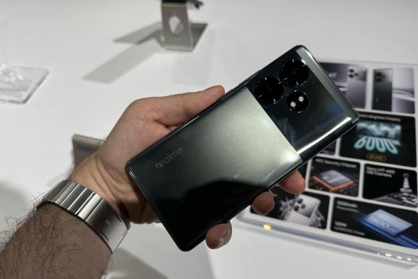 realme GT 6T, fotografii hands-on