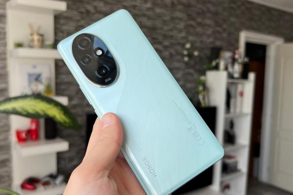 HONOR 200 Pro: review detaliat în limba română (Evaluare Mobilissimo) 