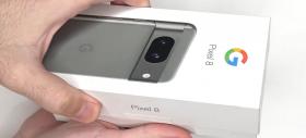 Google Pixel 8 apare în fotografii noi și primește chiar un unboxing înainte de lansare