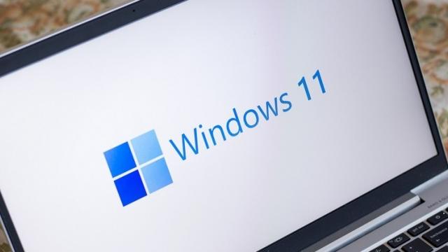 <b>Abonament pentru a folosi Windows 12? Asta pare că pregătește Microsoft</b>E posibil ca Microsoft să exploreze ideea de a oferi sistemul său de operare sub formă de subscripție în viitor. Despre o idee similară am mai auzit în trecut, iar compania chiar are în portofoliu pentru clienții săi business acel PC în Cloud, oferit