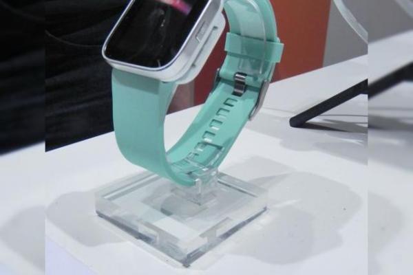 MWC 2012: Sony Smart Watch preview video - ceasul inteligent cu rol de telecomandă pentru telefoanele Xperia (Video)