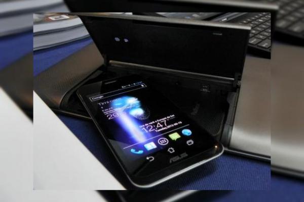 Hands-on Mobilissimo.ro cu ASUS PadFone În cadrul IT Congress 2012 (Video)
