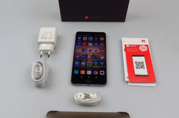 Huawei Mate 9 - Unboxing: Huawei-Mate-9_023.JPG