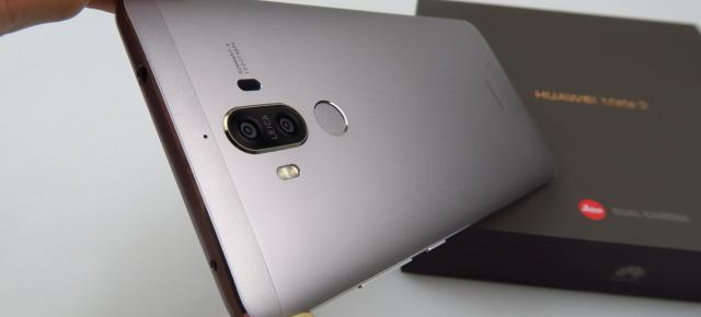 Huawei Mate 9 Unboxing: scoatem din cutie cel mai bine dotat telefon Huawei al momentului, luăm contact cu EMUI 5.0 şi noi senzori foto cu tehnologie Leica (Video)