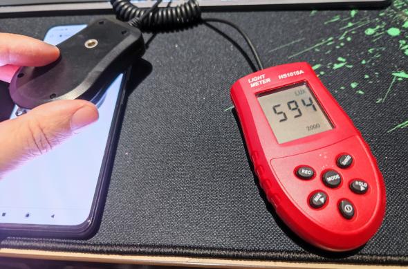 Luminozitate display POCO F3 și ecranul văzut la microscop: POCO-F3_023.jpg