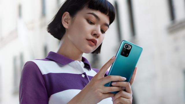 <b>Primele detalii despre Redmi Note 11 sugerează utilizarea de panouri OLED pe noua serie de telefoane</b>În acest moment, dacă eşti în căutarea unui telefon 5G accesibil, un Redmi Note 10 5G este unul dintre cele mai accesibile terminale de genul. În acelaşi timp, deşi seria Redmi Note 10 există de câteva luni doar