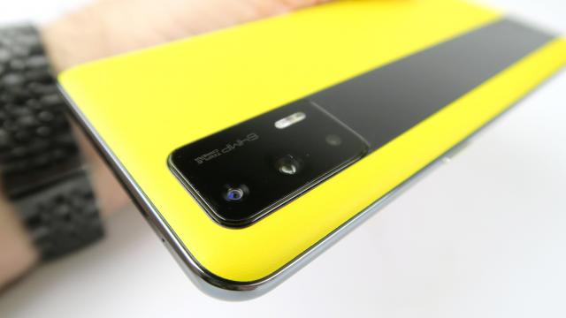 <b>Realme este următorul brand din lumea smartphone care pregătește un parteneriat cu un nume mare din zona aparatelor foto; Ar putea fi Kodak </b>În ultimii ani am văzut cum apetitul companiilor smartphone pentru colaborări cu nume din zona producătorilor de aparate foto a crescut semnificativ, astfel că după Huawei cu Leica a apărut și OnePlus cu Hasselblad