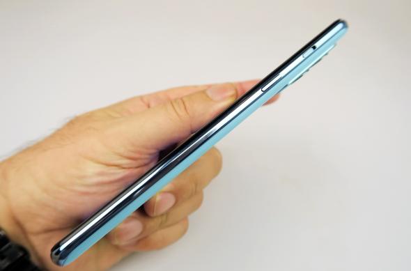 OnePlus Nord 2 5G - Galerie foto Mobilissimo.ro: OnePlus-Nord-2-5G_077.JPG