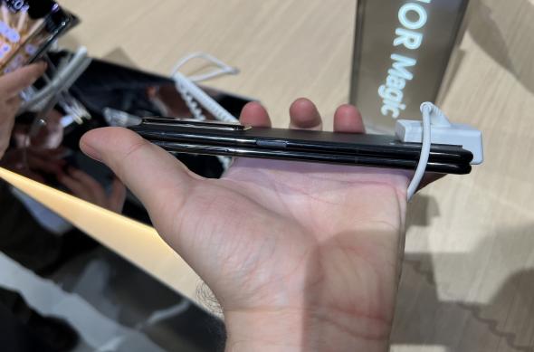 Honor Magic V2 - Fotografii Hands-On de la evenimente: HONOR-Magic-V2_014.jpg
