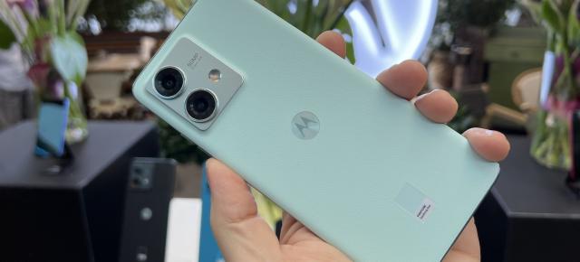 Motorola Edge 40 Neo Hands On: mai rafinat, curbat, gata de gaming şi Ready For
