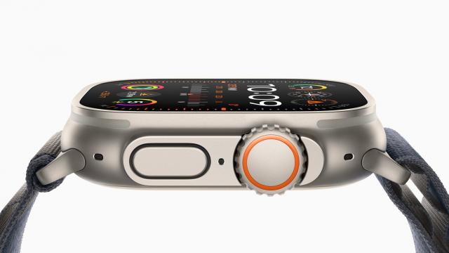 <b>Preț și disponibilitate Apple Watch Ultra 2 în România</b>Evenimentul Apple de la mijloc de lună septembrie 2023 ne-a adus și noi smartwatch-uri, inclusiv un succesor Ultra, sub denumirea sa oficială Apple Watch Ultra 2. Acesta vine cu upgrade-uri interesante la pachet și există chiar și modificări