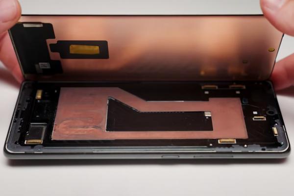 iPhone 17 Pro Max va avea un nou sistem de răcire; Apple introduce tehnologia Vapor Chamber în 2025
