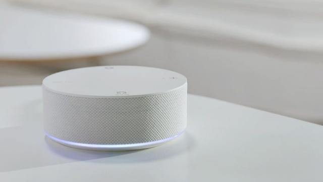 <b>IFA 2024: LG prezintă ThinQ ON AI - primul său hub dedicat smart home care îți simplifică viața în casă</b>Deși ne mai desparte aproximativ o săptămână până la startul târgului de tehnologie IFA 2024 din Berlin, iată că LG se grăbește cu anunțurile și prezintă astăzi primul său hub dedicat smart home. Se numește ThinQ ON AI 